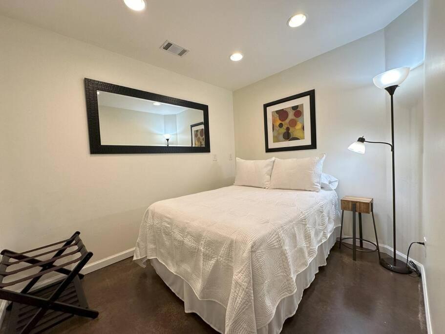 Haven At Hazel~Downtown Loft Apartment Demorest Bagian luar foto