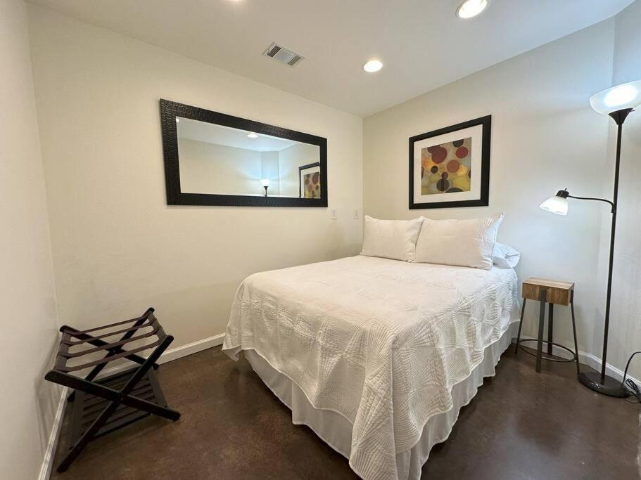 Haven At Hazel~Downtown Loft Apartment Demorest Bagian luar foto