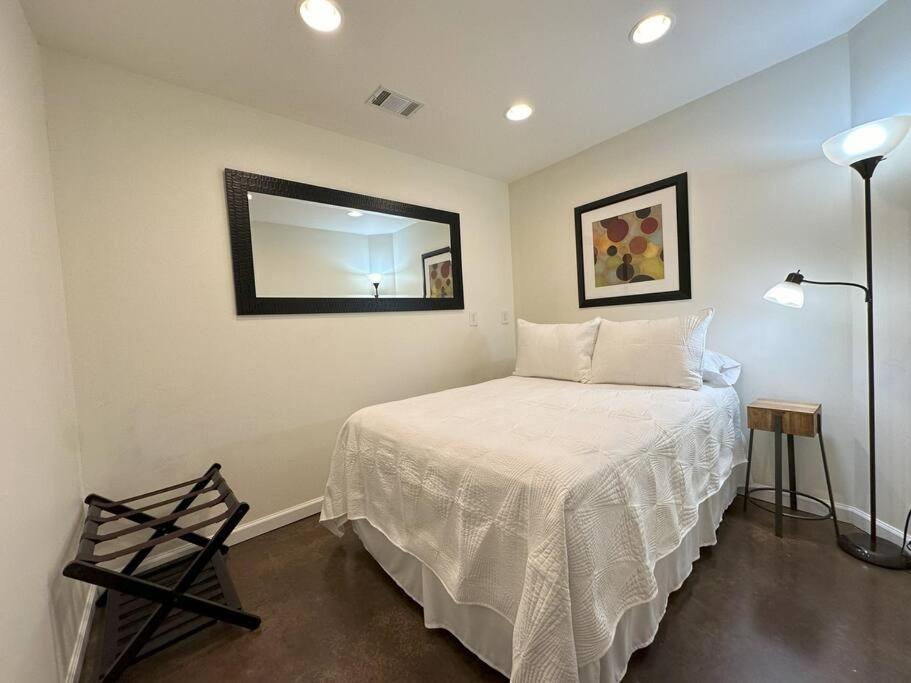 Haven At Hazel~Downtown Loft Apartment Demorest Bagian luar foto