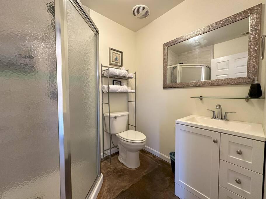 Haven At Hazel~Downtown Loft Apartment Demorest Bagian luar foto